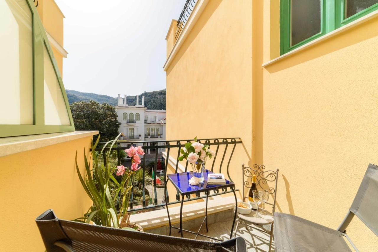 La Camelia Apartment ソレント エクステリア 写真